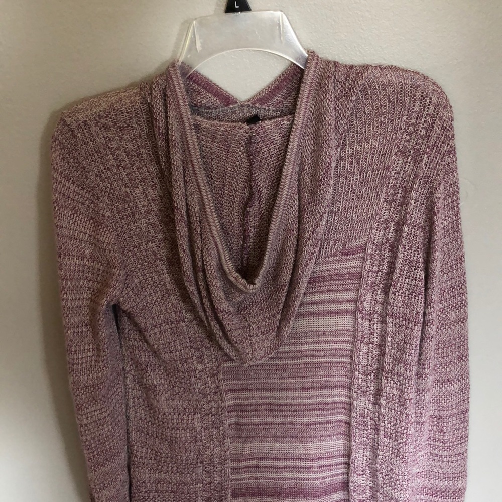 sweater - Picture 2 of 2